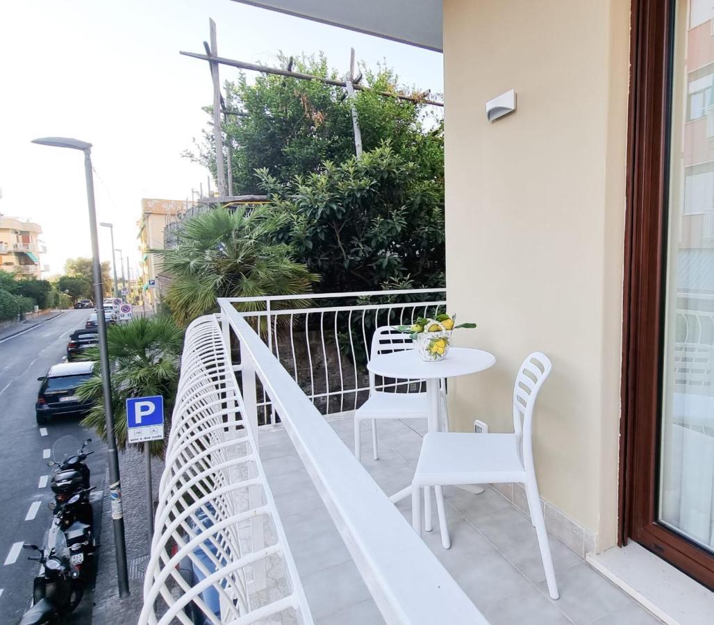 Palazzo Mauro Sorrento Luxury Rooms Esterno foto
