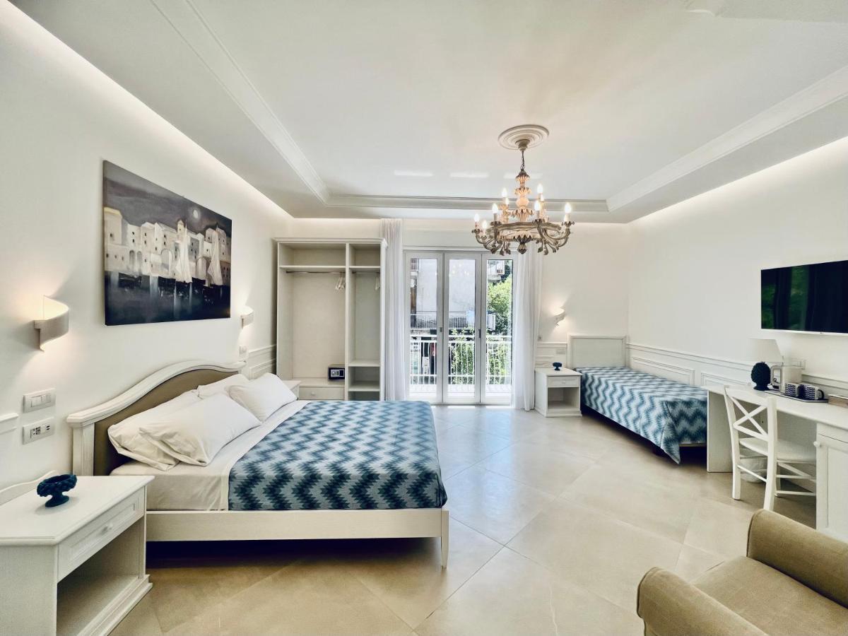 Palazzo Mauro Sorrento Luxury Rooms Esterno foto