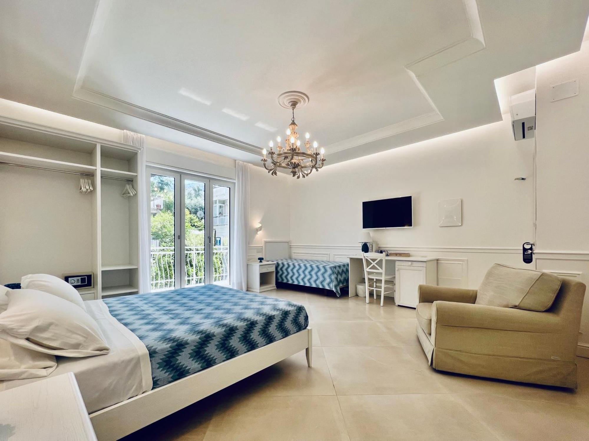 Palazzo Mauro Sorrento Luxury Rooms Esterno foto